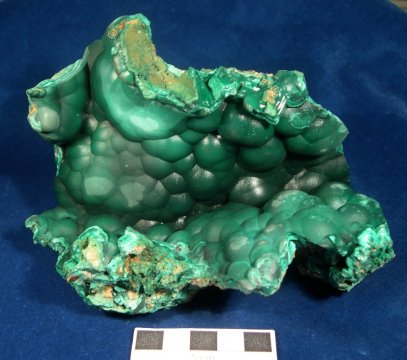 Botryoidal habit (malachite)